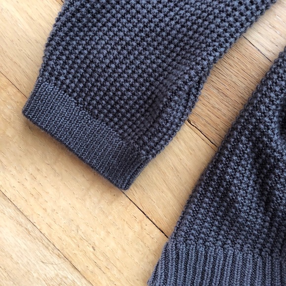 New York & Company Sweater - Picture 3 of 3